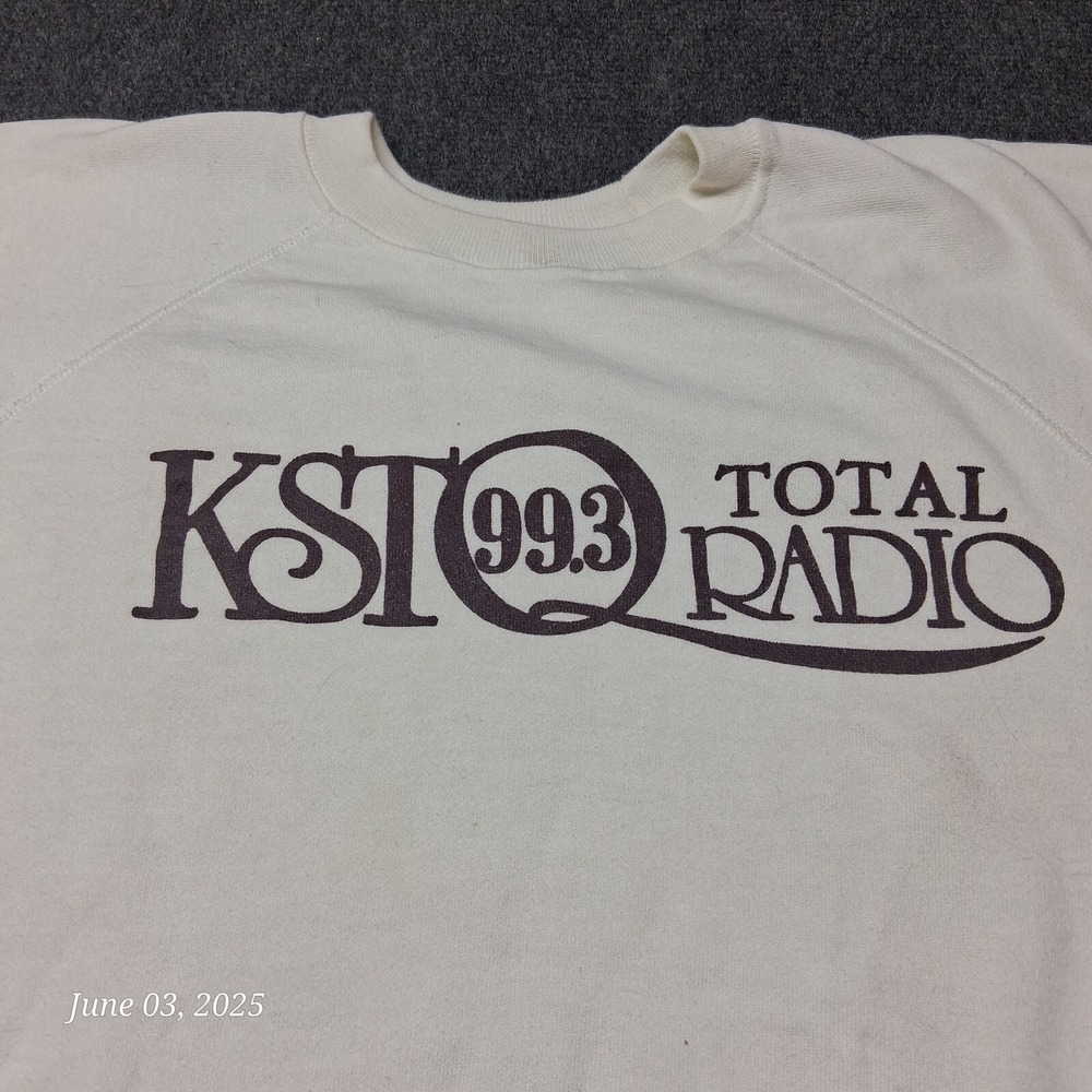 Vintage KST 99.3 Total Radio Sweatshirt Adult Size XXL Hanes Made in USA 90s - Picture 2 of 8